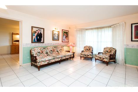 Property photo of 3 Lapage Place Wishart QLD 4122