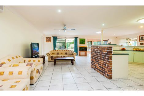 Property photo of 3 Lapage Place Wishart QLD 4122