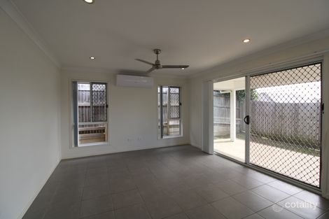 Property photo of 7 Bowerbird Street Deebing Heights QLD 4306
