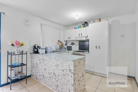 Property photo of 23 Benjamin Close Bundoora VIC 3083