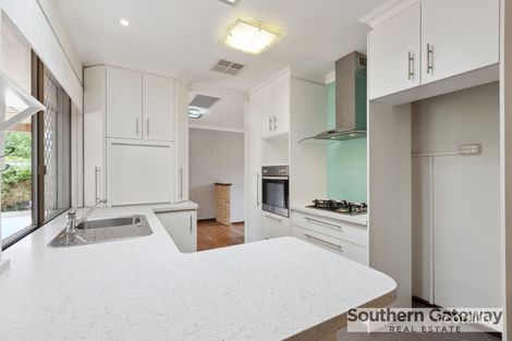 Property photo of 3 Kemmish Avenue Parmelia WA 6167