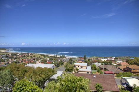 Property photo of 44 Scenic Drive Caves Beach NSW 2281