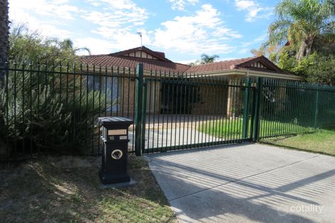 15 Skyros Mews, Stratton, WA 6056