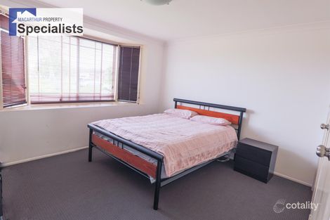Property photo of 16 Elliot Place St Helens Park NSW 2560