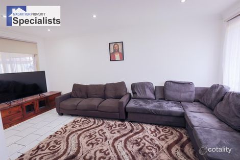 Property photo of 16 Elliot Place St Helens Park NSW 2560