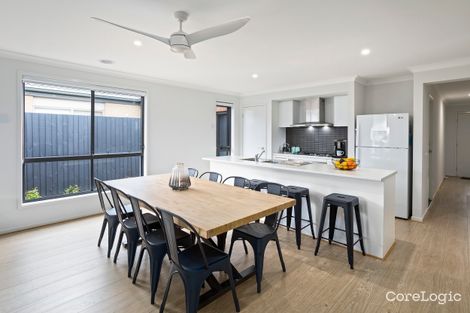 Property photo of 5 Leon Drive Weir Views VIC 3338
