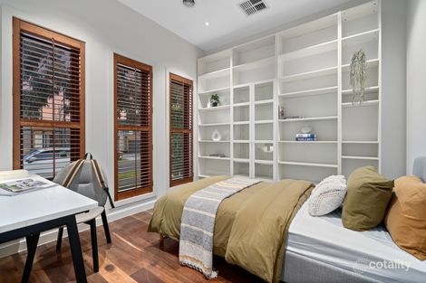 Property photo of 39 Mallard Circuit Craigieburn VIC 3064