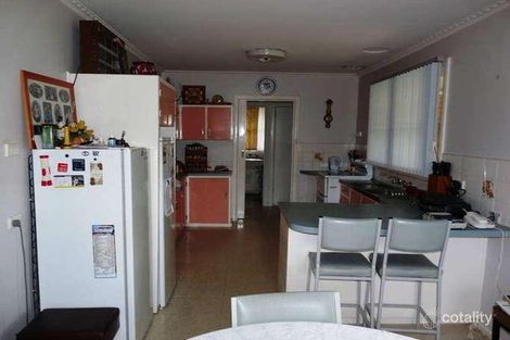 Property photo of 62 Hickford Parade Warrnambool VIC 3280