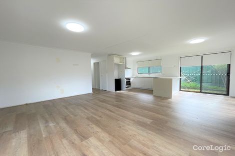 Property photo of 60 Anthony Drive Rosemeadow NSW 2560