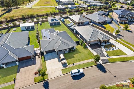 14 Pepper Cl, Hunterview, NSW 2330