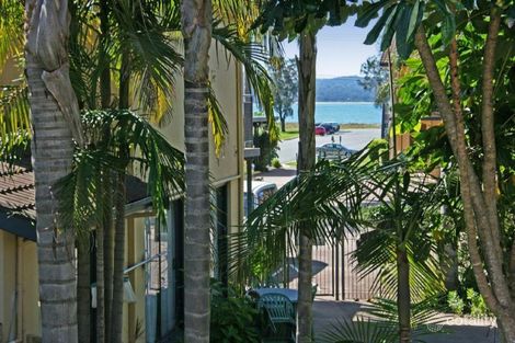 Property photo of 18 Matthew Parade Batehaven NSW 2536
