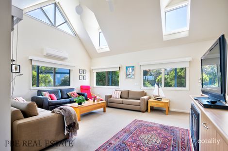 Property photo of 1 Shane Street Venus Bay VIC 3956