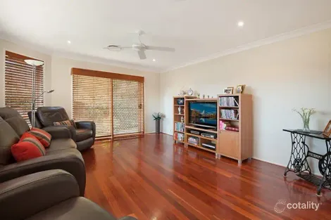 Property photo of 19 Tallowood Crescent Erina NSW 2250