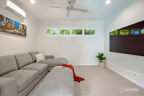 Property photo of 5 Sennfeld Close Palm Cove QLD 4879