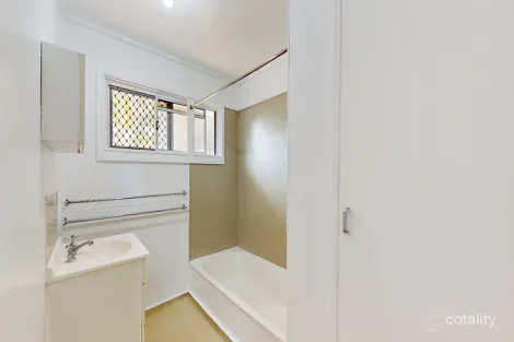 Property photo of 11 Easterbrook Crescent Kirwan QLD 4817