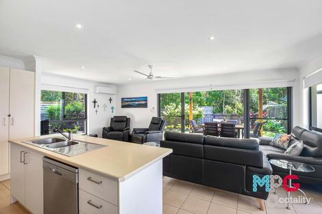 Property photo of 8 Rangeleigh Court Palmwoods QLD 4555