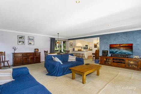 Property photo of 4 Hamish Crescent Wyoming NSW 2250