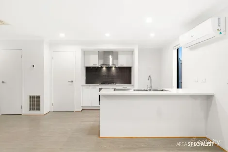 Property photo of 281 Dunnings Road Point Cook VIC 3030