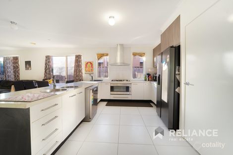 Property photo of 30 Viola Avenue Point Cook VIC 3030