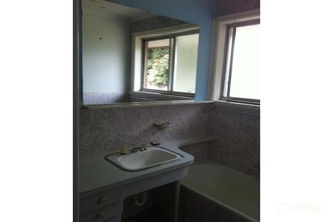 Property photo of 27 Outlook Drive Dandenong North VIC 3175