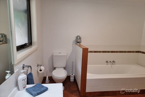 Property photo of 98 Coal Mine Road Gardners Bay TAS 7112