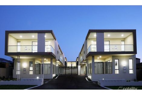 6/3 Oak St, Cannington, WA 6107