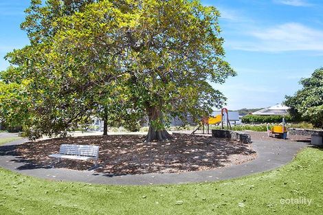 Property photo of 15 Hinchinbrook Drive Shell Cove NSW 2529