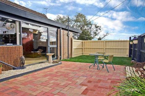 Property photo of 32 Duff Parade Viewbank VIC 3084