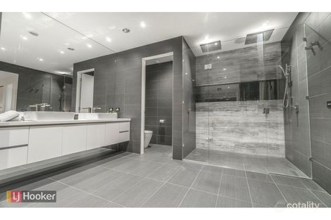 Property photo of 37 Grattan Cove Craigieburn VIC 3064