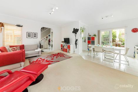 Property photo of 2/214 Centre Road Bentleigh VIC 3204