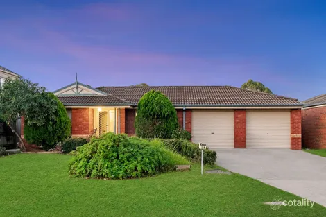 19 HARTLAND CCT, PAKENHAM, VIC 3810