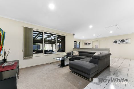 Property photo of 159 James Cook Drive Endeavour Hills VIC 3802