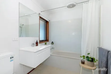 Property photo of 20 Gilbert Street St Leonards VIC 3223