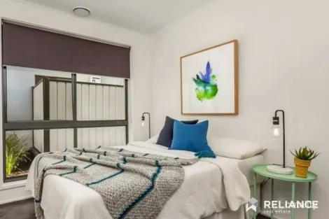 Property photo of 1/16 Bottlebrush Drive Hoppers Crossing VIC 3029