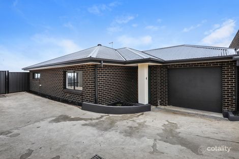 4/4 Ross St, Darley, VIC 3340