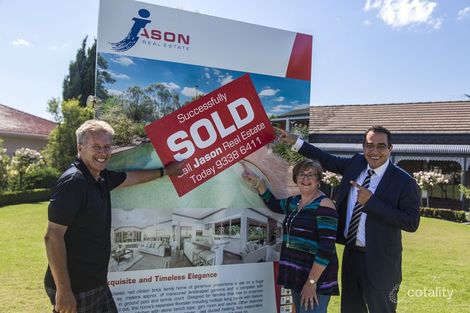 Property photo of 6 Cupar Place Greenvale VIC 3059