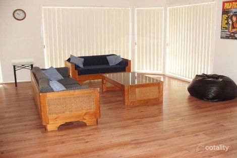 Property photo of 5 Cobram Court Pakenham VIC 3810