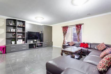 Property photo of 19 Copernicus Circuit Cranbourne West VIC 3977