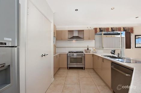 Property photo of 8 Capri Rise Yangebup WA 6164