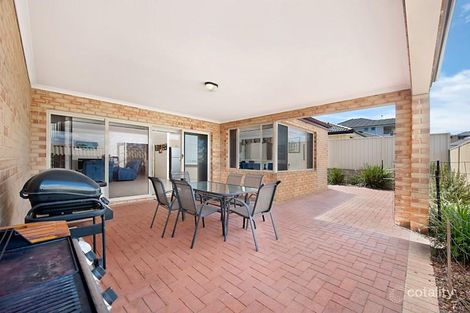 Property photo of 8 Capri Rise Yangebup WA 6164