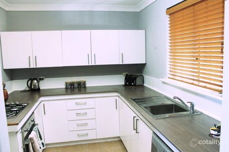 Property photo of 21 Chisham Avenue Parmelia WA 6167