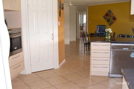 Property photo of 22 Potoroo Place Burnside QLD 4560