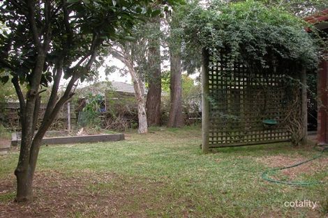 Property photo of 1 Camellia Grove Bomaderry NSW 2541