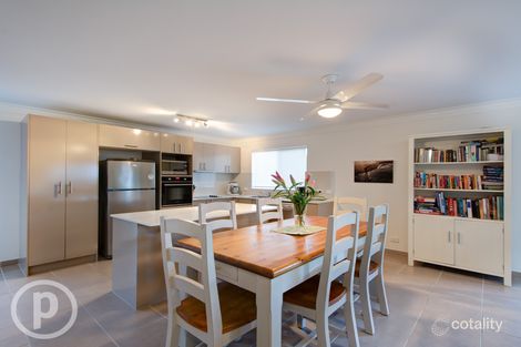 Property photo of 1/26 Willmington Street Wooloowin QLD 4030