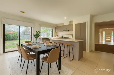 Property photo of 55 Longwarry Road Drouin VIC 3818