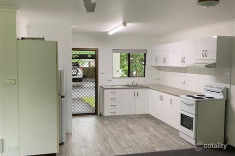 Property photo of 1/9 Veivers Close Westcourt QLD 4870