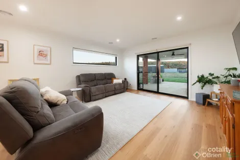 Property photo of 22 Wagner Drive Jindera NSW 2642