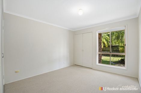 Property photo of 2/5 Melanie Place Labrador QLD 4215