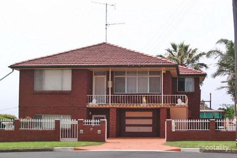 Property photo of 17 Blaxland Avenue Warrawong NSW 2502