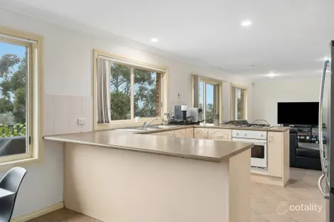 Property photo of 2/82 Fairview Avenue Engadine NSW 2233